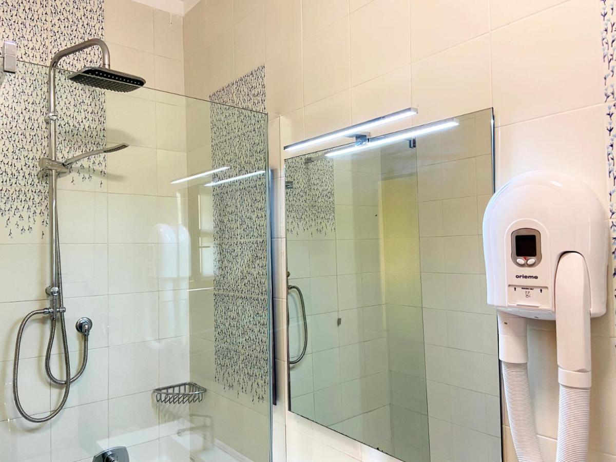Il Borgo Aparthotel Finale Ligure Exterior foto